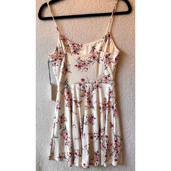 Nine Britton Leslie Dress Women's Small Ivory‎ Floral Fit Flare Sleeveless Soft - Picture 7 of 13
